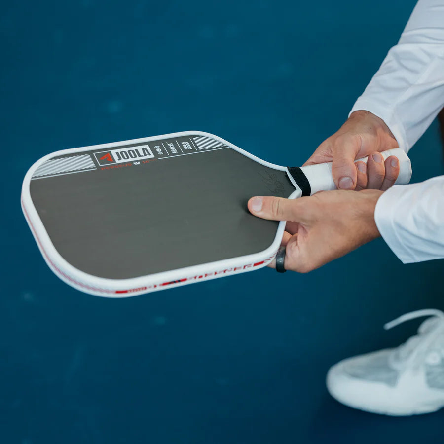 JOOLA BEN JOHNS PERSEUS PRO IV 14MM PICKLEBALL PADDLE
